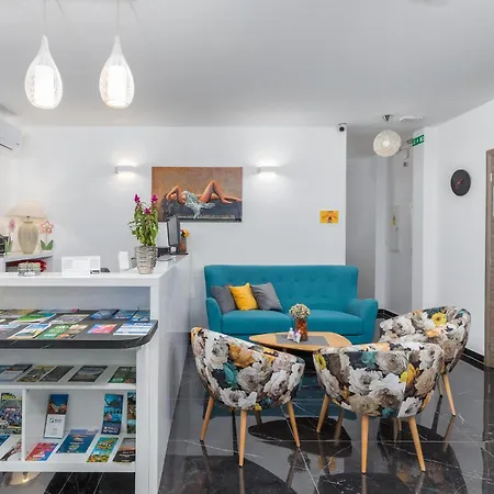Pet Friendly In With Wifi Apartment Pula